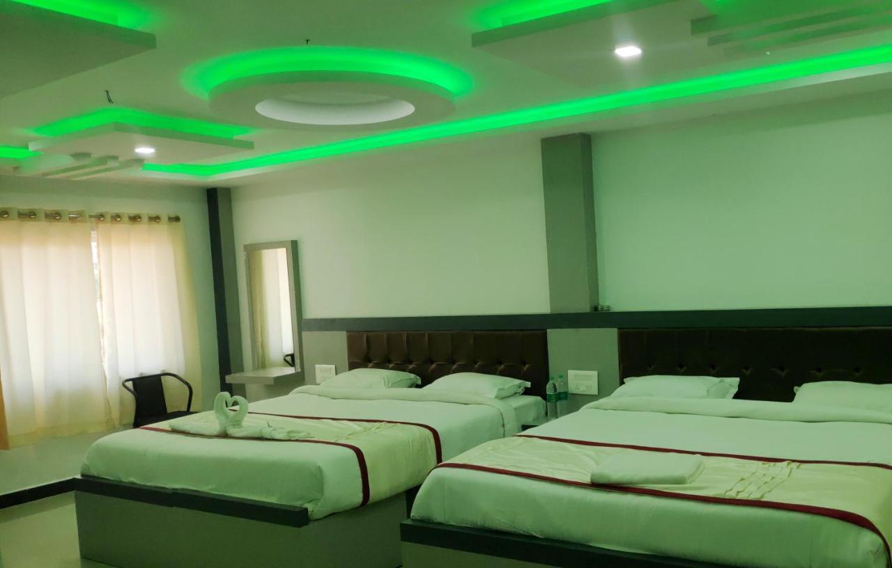 Hotel Shawrya The Grand マディケーリ エクステリア 写真